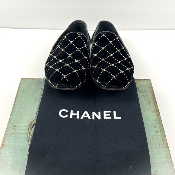 Chanel CC Logo Velvet Moccasin Loafers Black - Picture 4 of 12